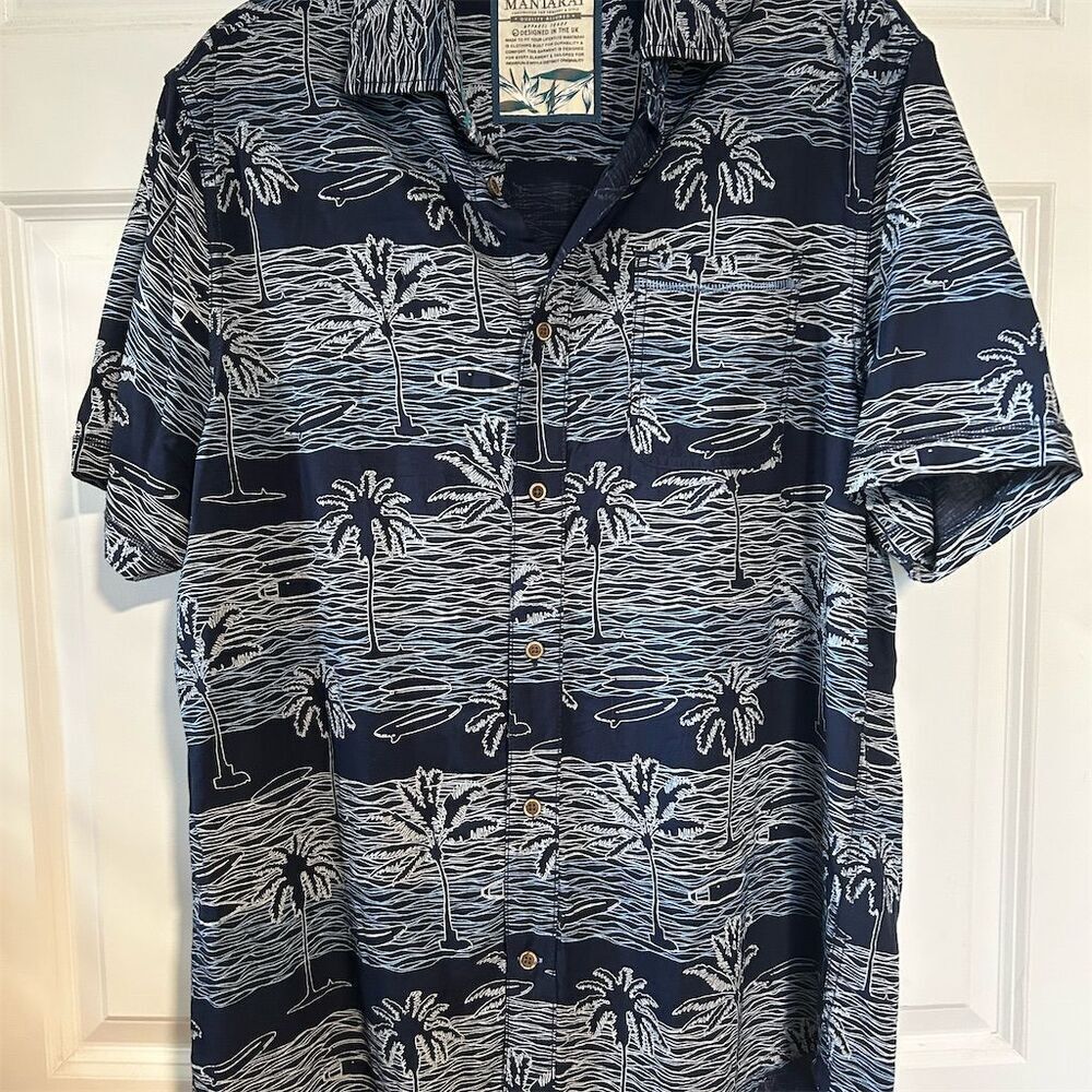 Mantaray Men's Blue Graphic Print Hawaiian Shirt Size L Short Sleeve